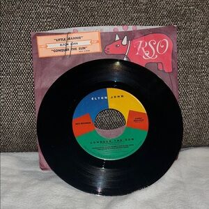 7 inch vinyl 45 rpm Elton John - Little Jeannie/Conquer the sun